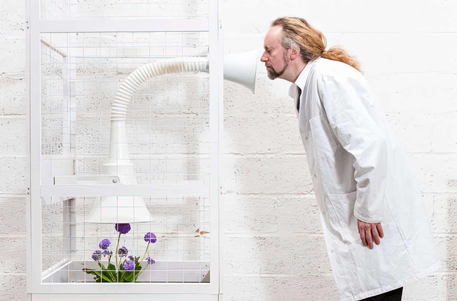 Peter de Cupere, *The Smell of a Stranger,* Exhibited in the 12th Biennial of Havana in 2015, Photo by Frederik Buyckx.